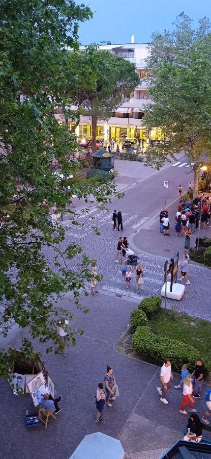 Appartamento In Centro Bibione Buitenkant foto