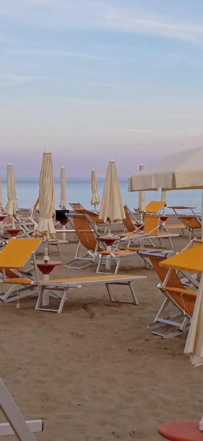 Appartamento In Centro Bibione Buitenkant foto